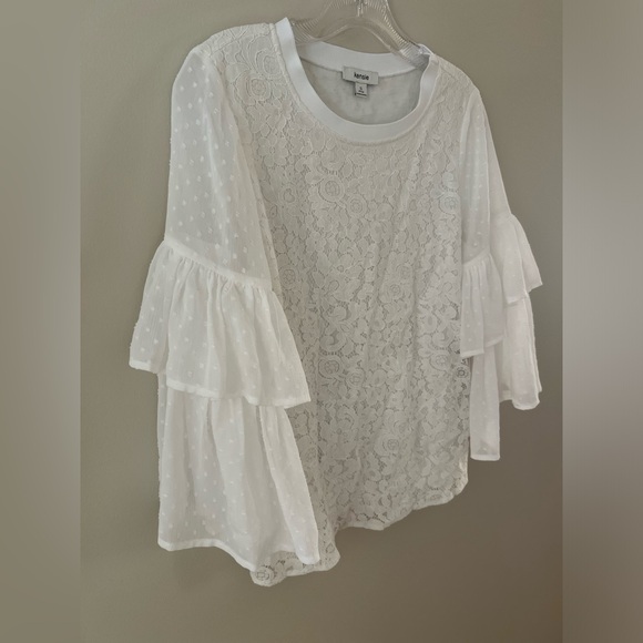 NWT: Kenzie White Lace Top - Picture 2 of 7